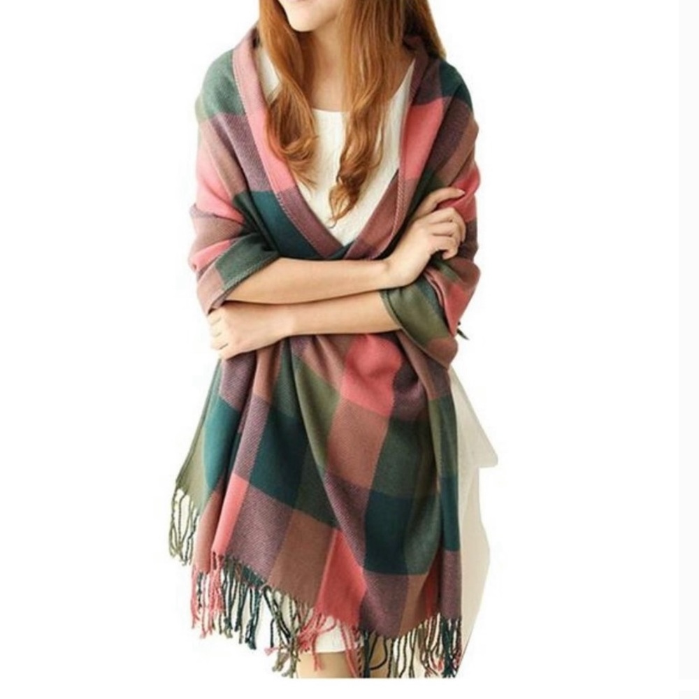NWOT Pink green tassel scarf